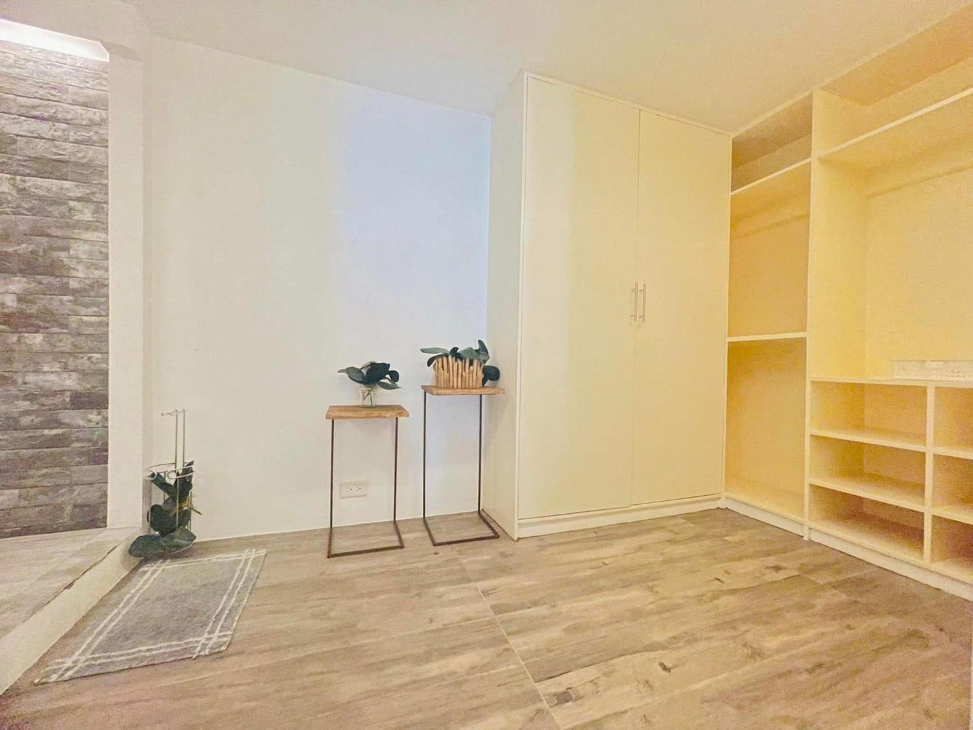 1205 Spacious Loft Type Unit Apartment Cebu